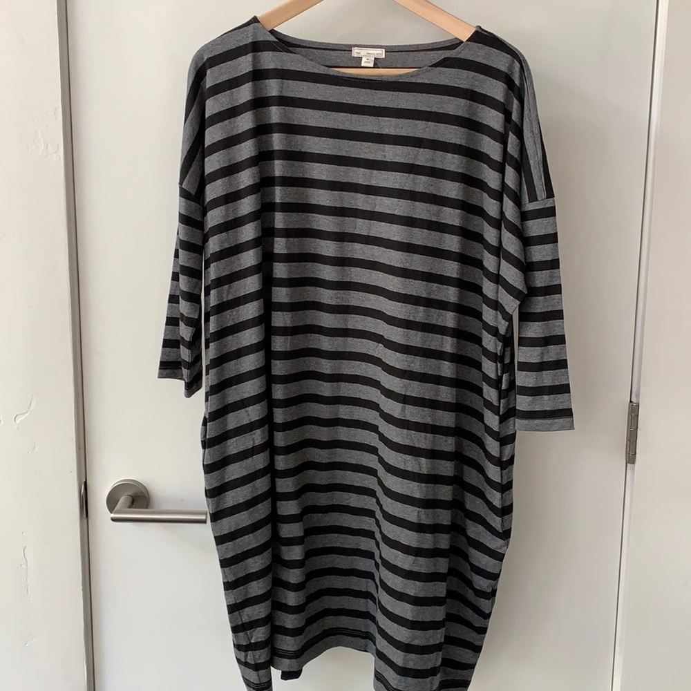 Gap striped long sleeve t-shirt dress